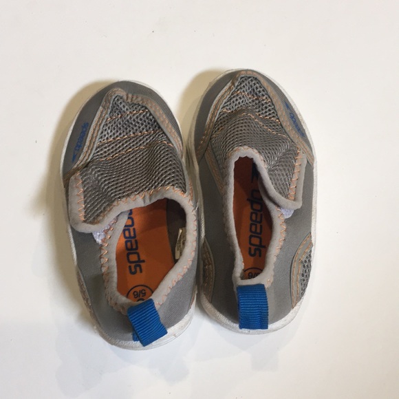 Speedo water shoes - Picture 2 of 5